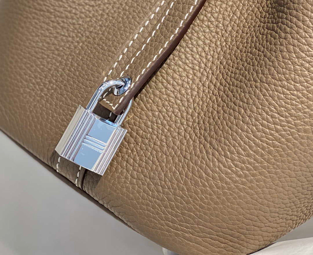 Hermes H056289 Picotin Lock 18 22 Bag H330006