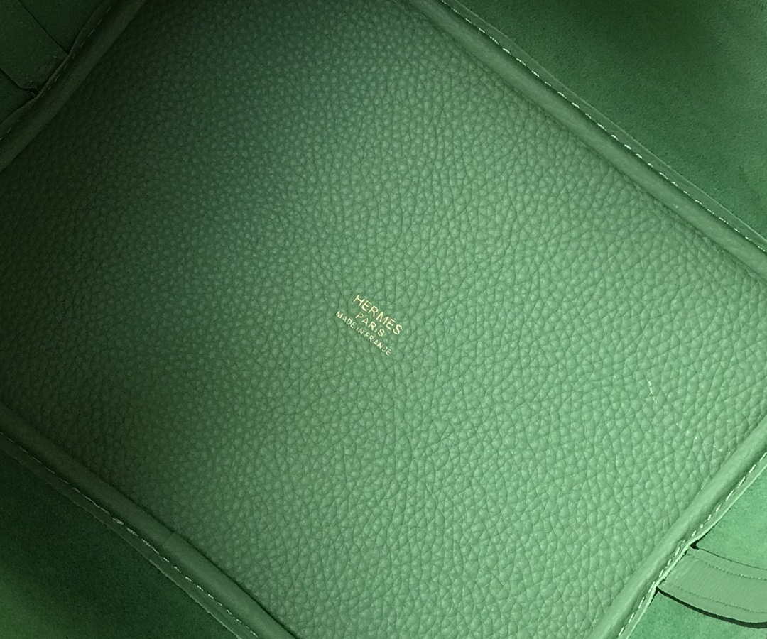Hermes H056289 Picotin Lock 18 22 Bag H330008