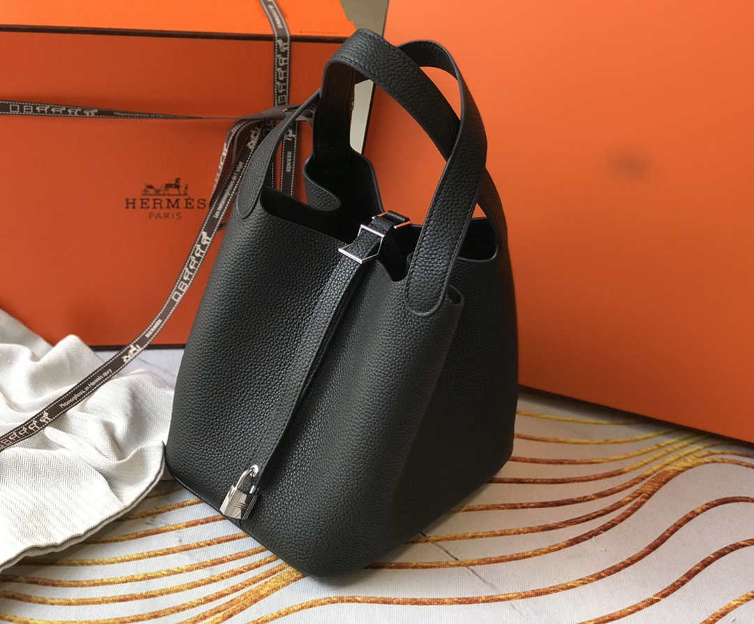 Hermes H056289 Picotin Lock 18 22 Bag H330009