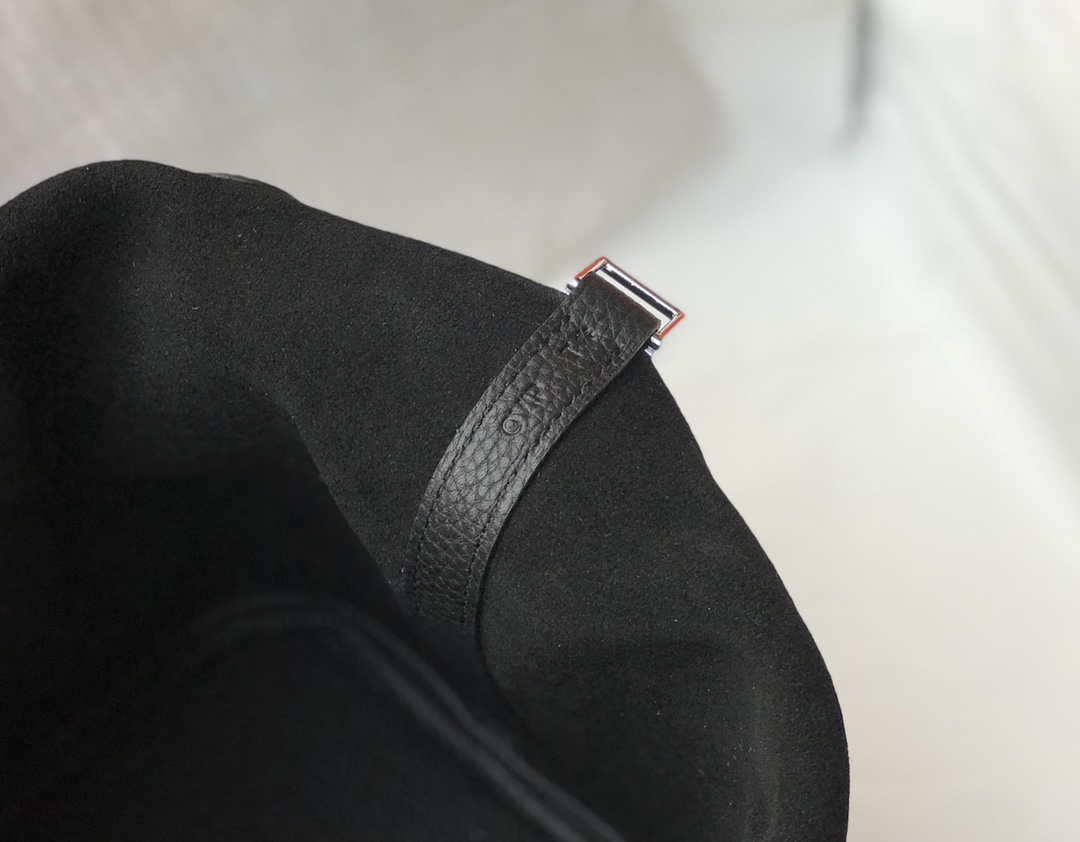 Hermes H056289 Picotin Lock 18 22 Bag H330009 - 18 cm - View 8