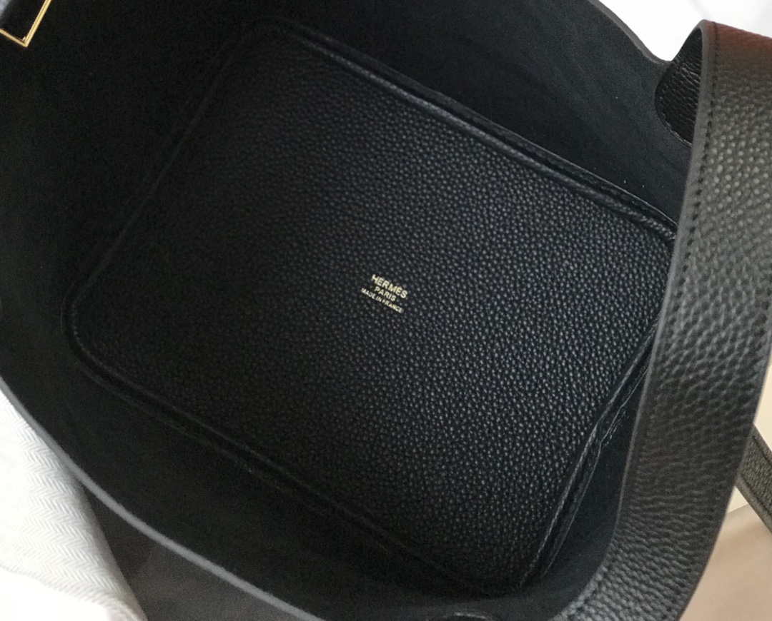 Hermes H056289 Picotin Lock 18 22 Bag H330011