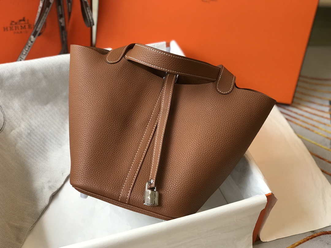 Hermes H056289 Picotin Lock 18 22 Bag H330010 - 18 cm - View 1