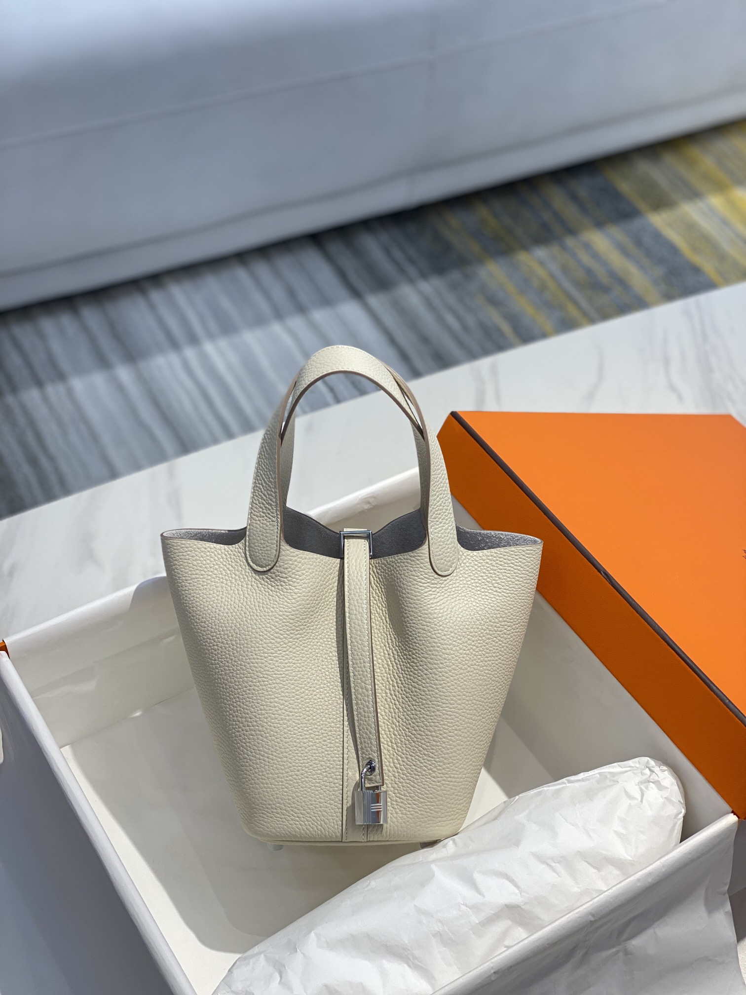 Hermes H056289 Picotin Lock 18 22 Bag H330013 Silver - 18 cm - View 1