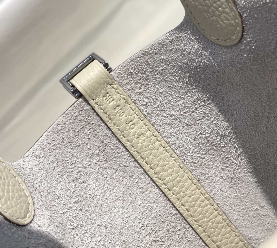 Hermes H056289 Picotin Lock 18 22 Bag H330013 Silver - 18 cm - View 8
