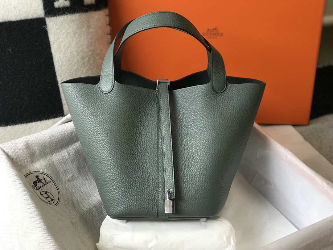Hermes H056289 Picotin Lock 18 22 Bag H330015 - 18 cm - View 1