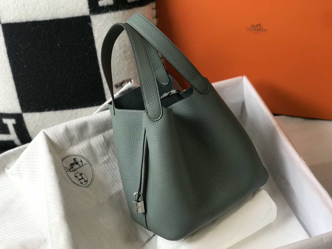 Hermes H056289 Picotin Lock 18 22 Bag H330015 - 18 cm - View 2