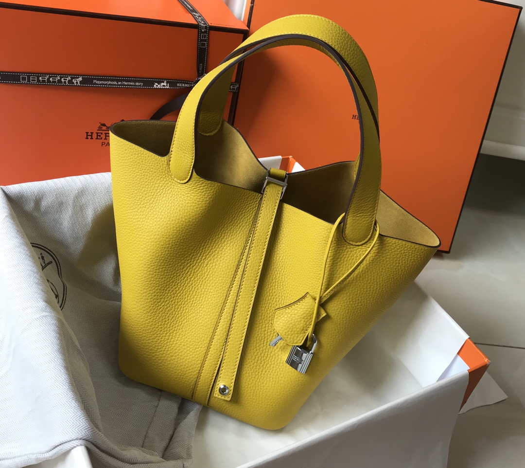 Hermes H056289 Picotin Lock 18 22 Bag H330016