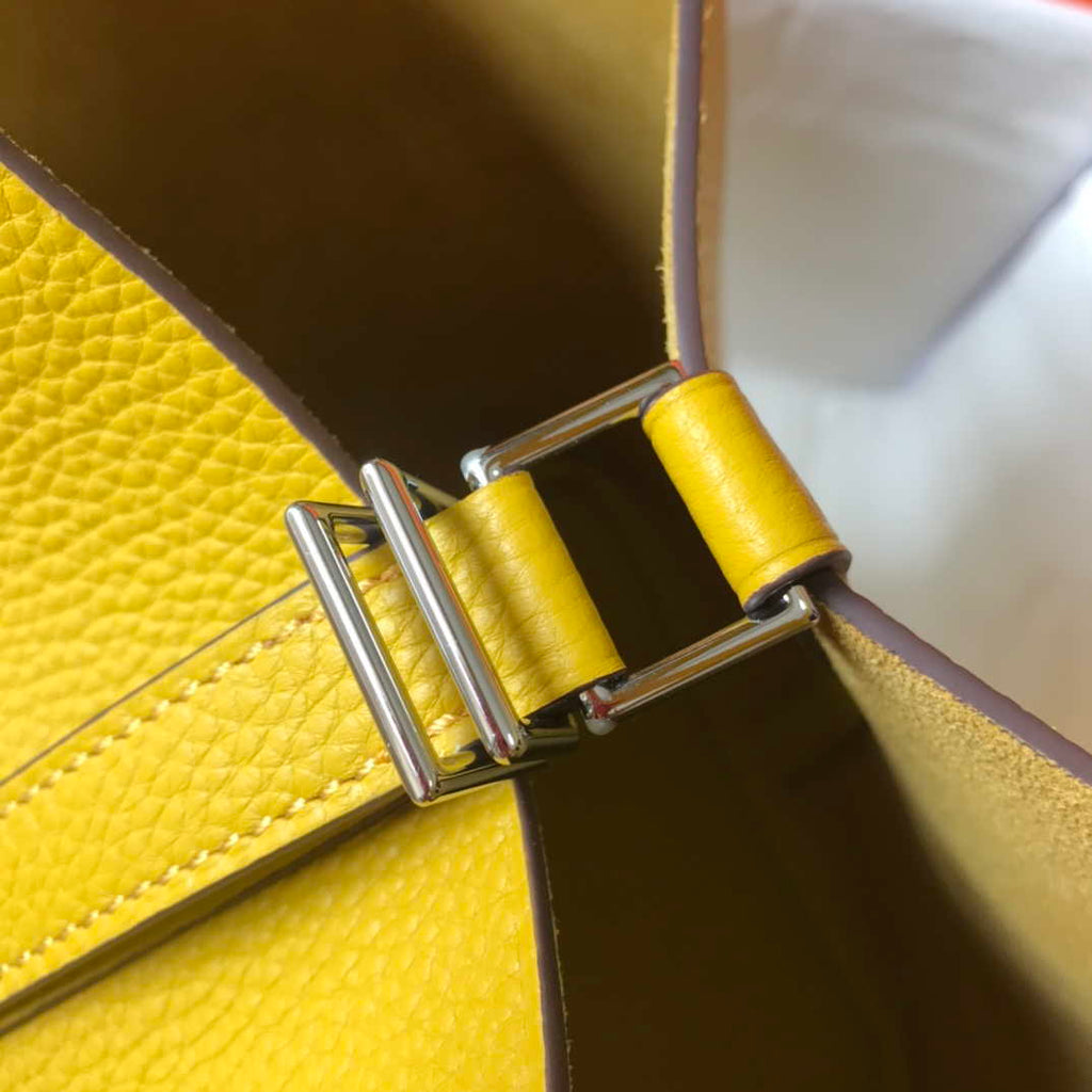 Hermes H056289 Picotin Lock 18 22 Bag H330016