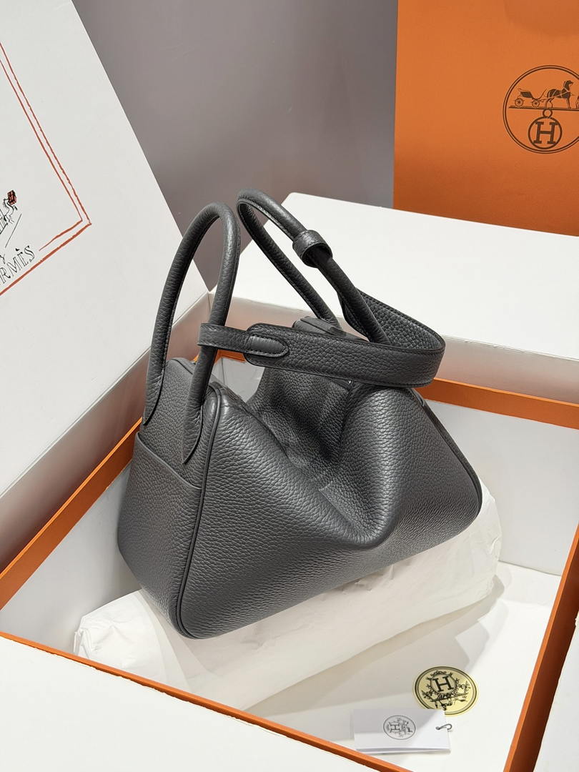 Hermes H073428 Lindy 26 Clemence TC Bag H232001