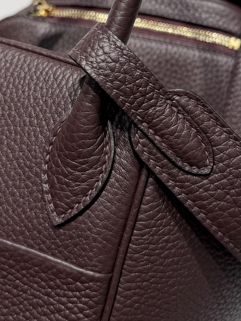 Hermes H073428 Lindy 26 Clemence TC Bag H232002