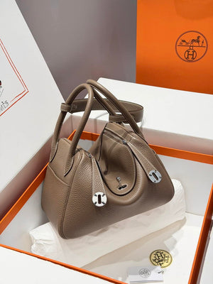 Hermes H073428 Lindy 26 Clemence TC Bag H232003 - Default Title - View 1