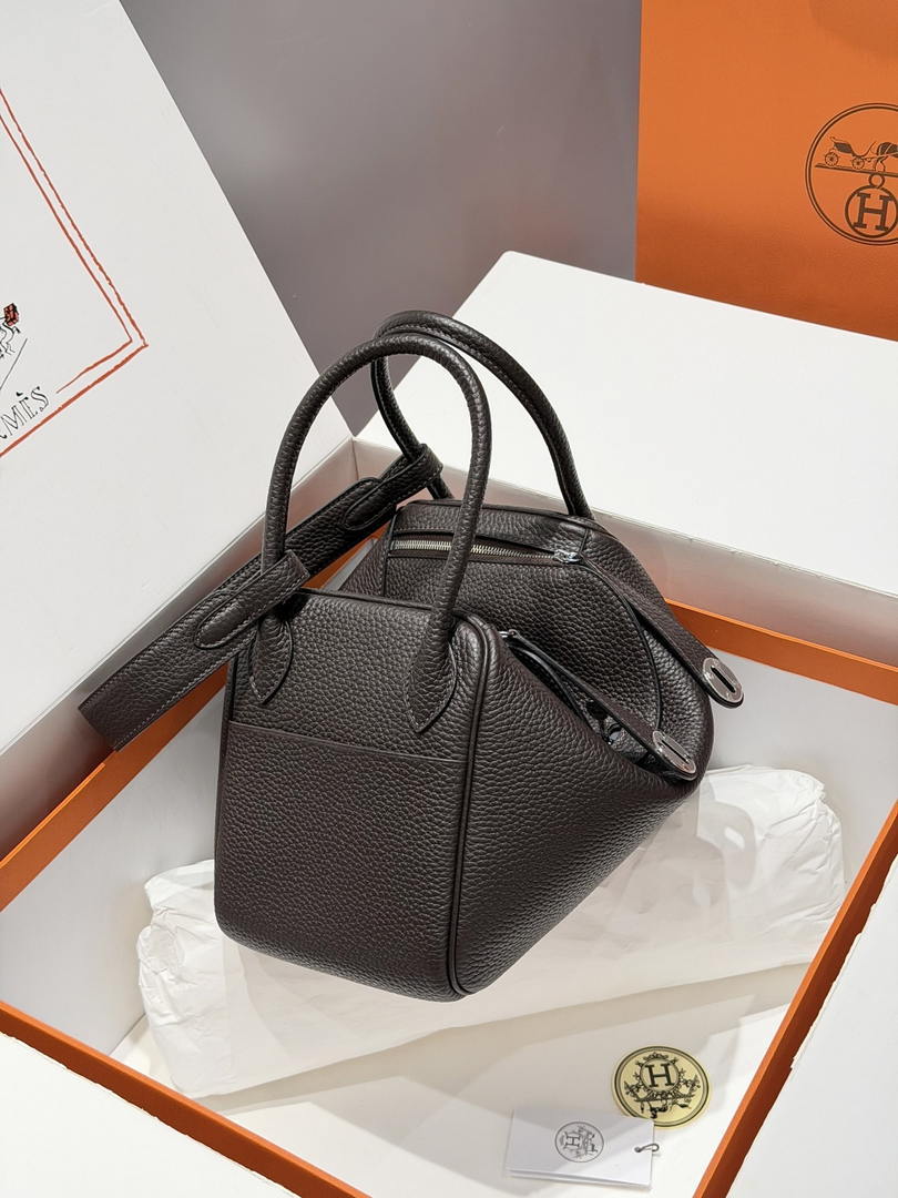 Hermes H073428 Lindy 26 Clemence TC Bag H232008