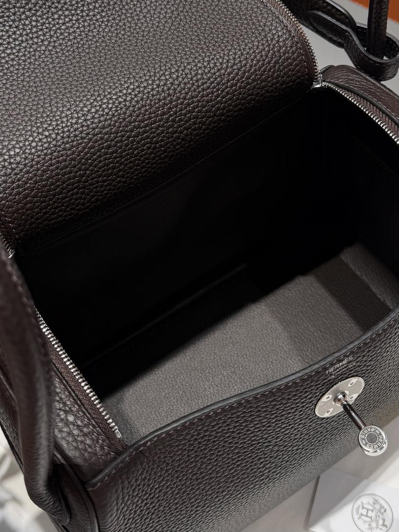 Hermes H073428 Lindy 26 Clemence TC Bag H232008