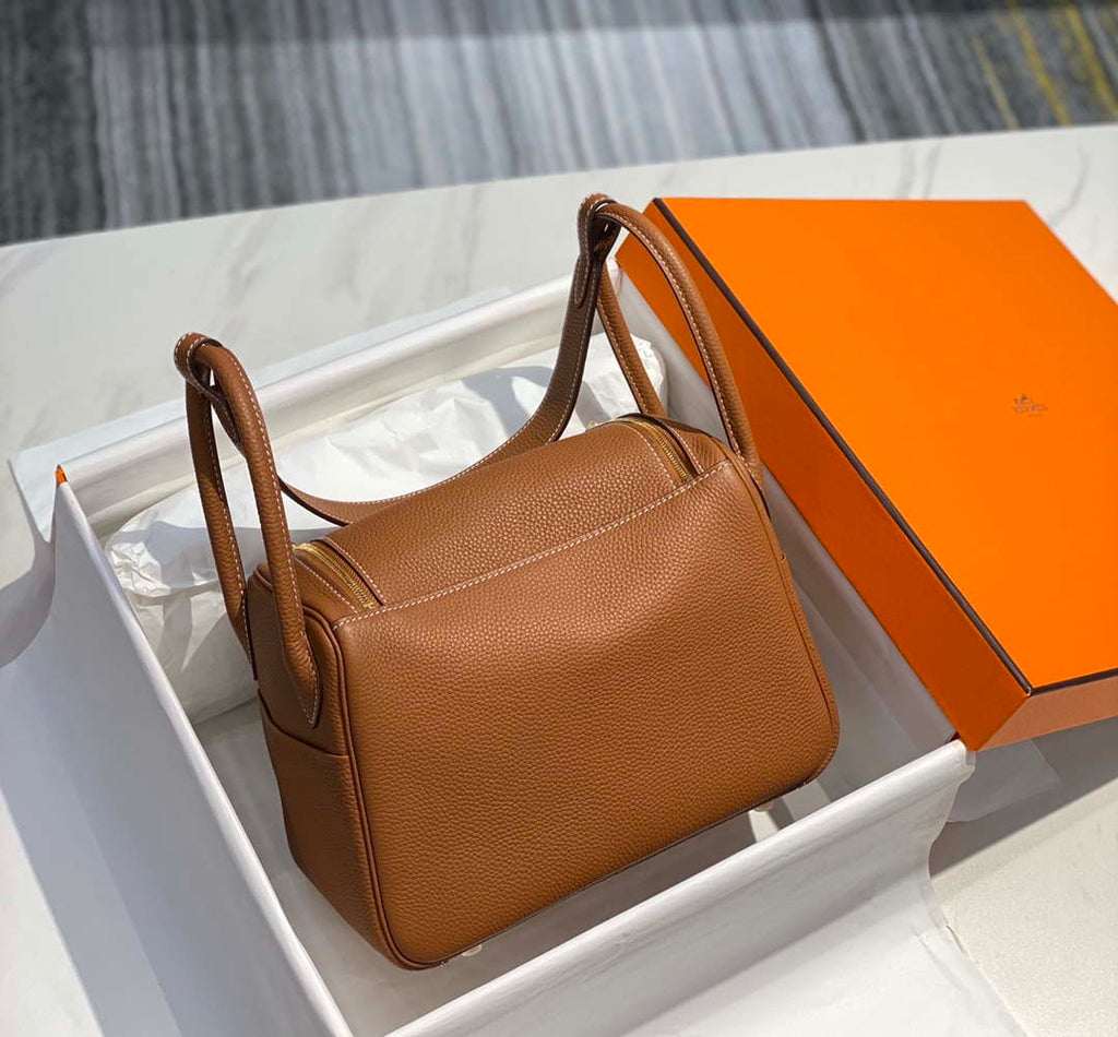Hermes H073428 Lindy Bag 26 30 H231938