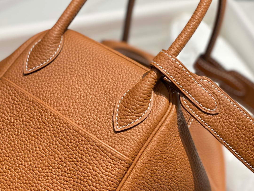 Hermes H073428 Lindy Bag 26 30 H231938
