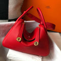 Hermes H073428 Lindy Bag 26 30 H231939 - 26 cm: 26 x 18 x 14 cm / Gold - View 1