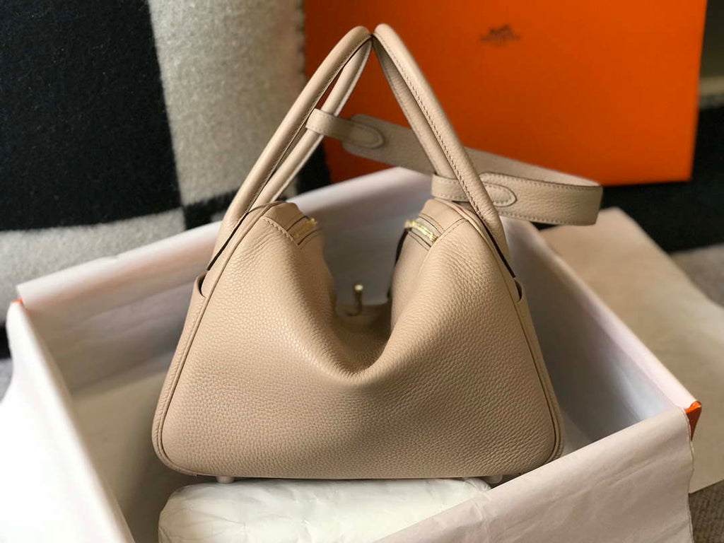 Hermes H073428 Lindy Bag 26 30 H231940