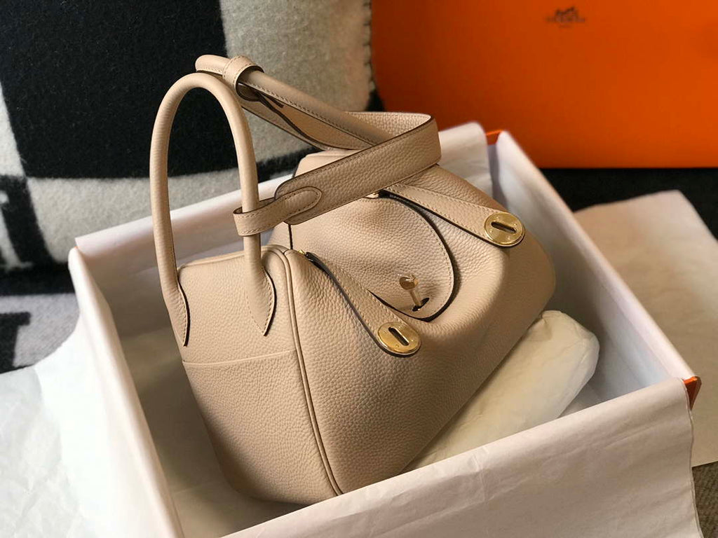 Hermes H073428 Lindy Bag 26 30 H231940