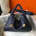 Hermes H073428 Lindy Bag 26 30 H231942 - 26 cm: 26 x 18 x 14 cm / Gold - View 1