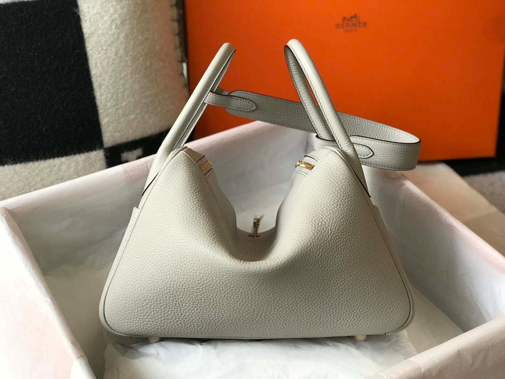 Hermes H073428 Lindy Bag 26 30 H231943