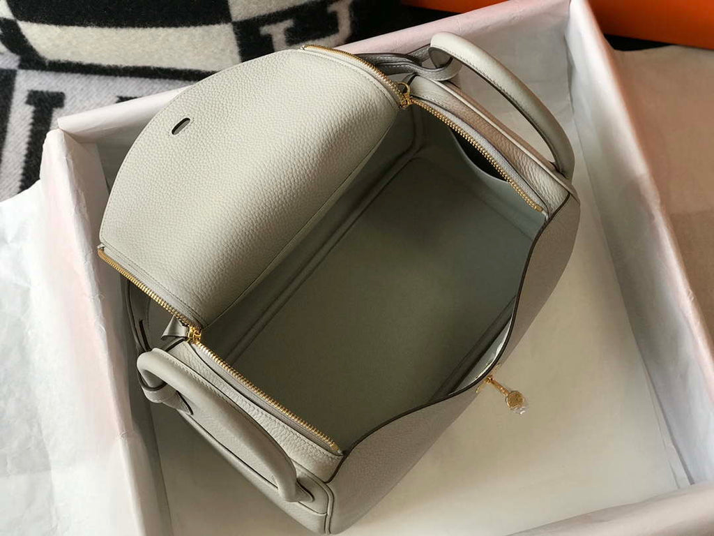Hermes H073428 Lindy Bag 26 30 H231943