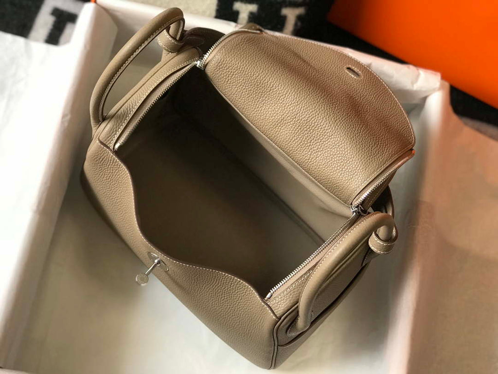 Hermes H073428 Lindy Bag 26 30 H231944