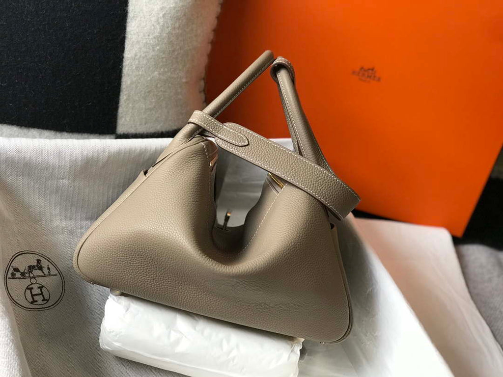 Hermes H073428 Lindy Bag 26 30 H231945