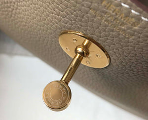 Hermes H073428 Lindy Bag 26 30 H231945 - 26 cm: 26 x 18 x 14 cm / Gold - View 7
