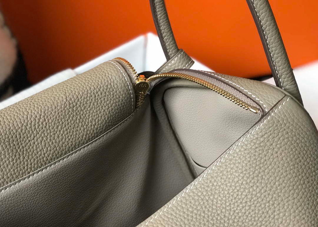 Hermes H073428 Lindy Bag 26 30 H231945