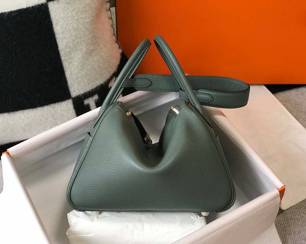 Hermes H073428 Lindy Bag 26 30 H231948
