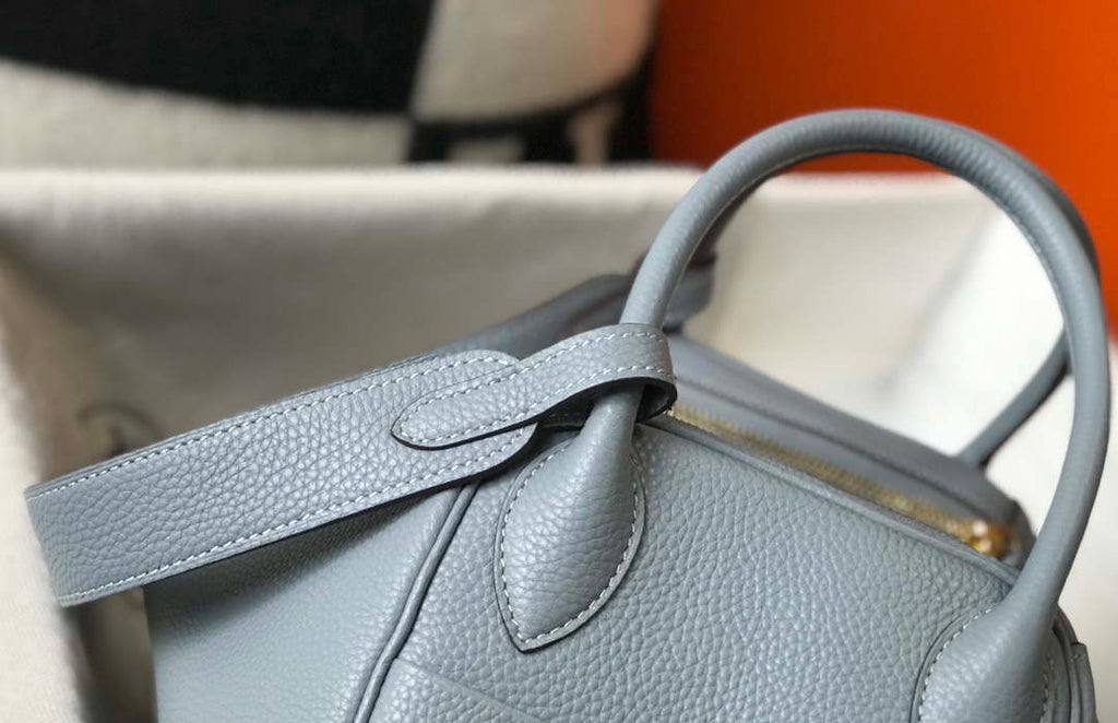 Hermes H073428 Lindy Bag 26 30 H231949