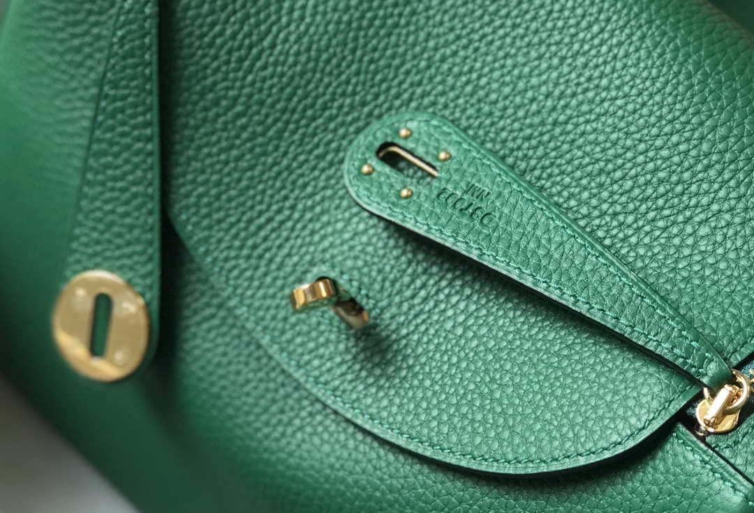 Hermes H073428 Lindy Bag 26 30 H231950