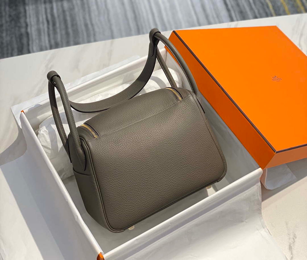 Hermes H073428 Lindy Bag 26 30 H231951