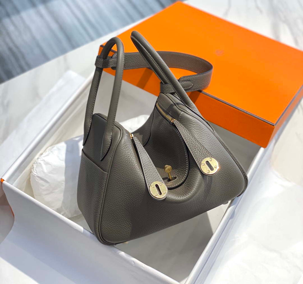 Hermes H073428 Lindy Bag 26 30 H231951