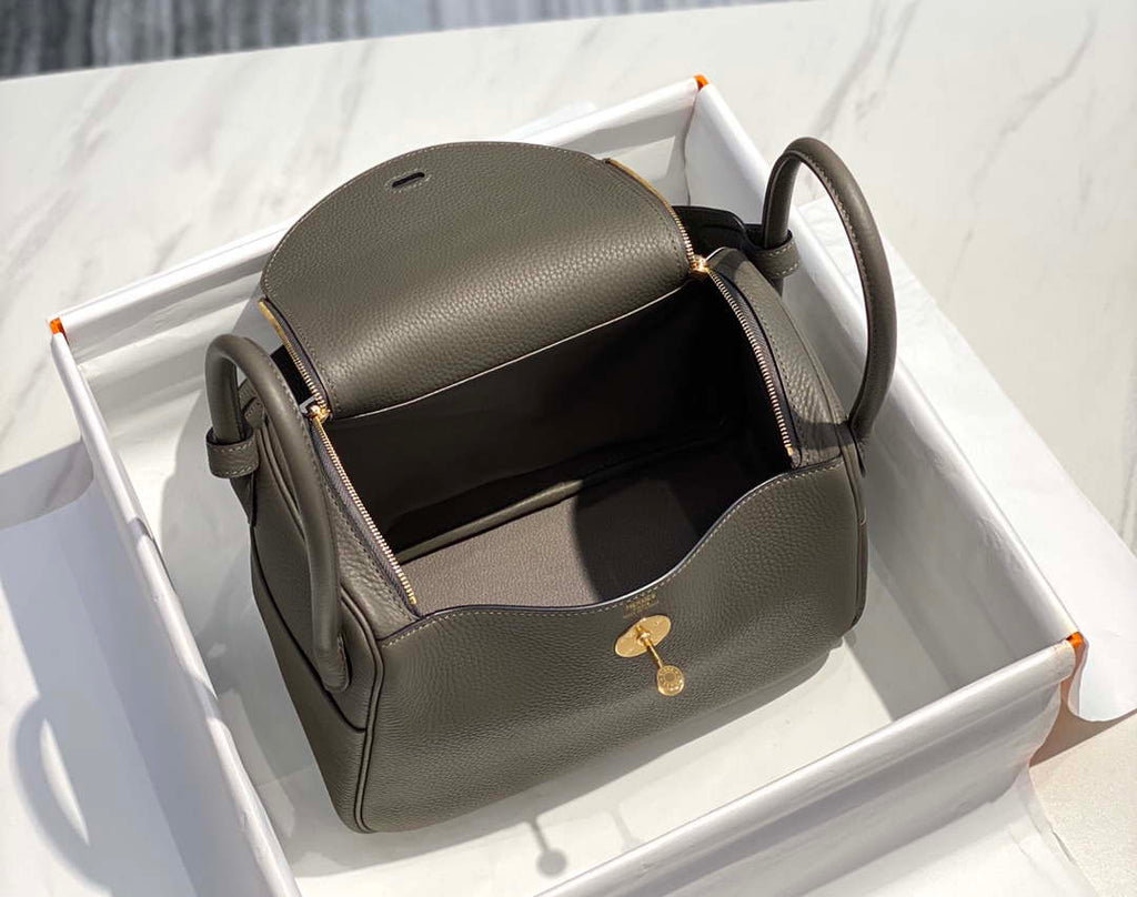 Hermes H073428 Lindy Bag 26 30 H231951