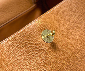 Hermes H073428 Lindy Bag 26 30 H231954 - 26 cm: 26 x 18 x 14 cm / Gold - View 7
