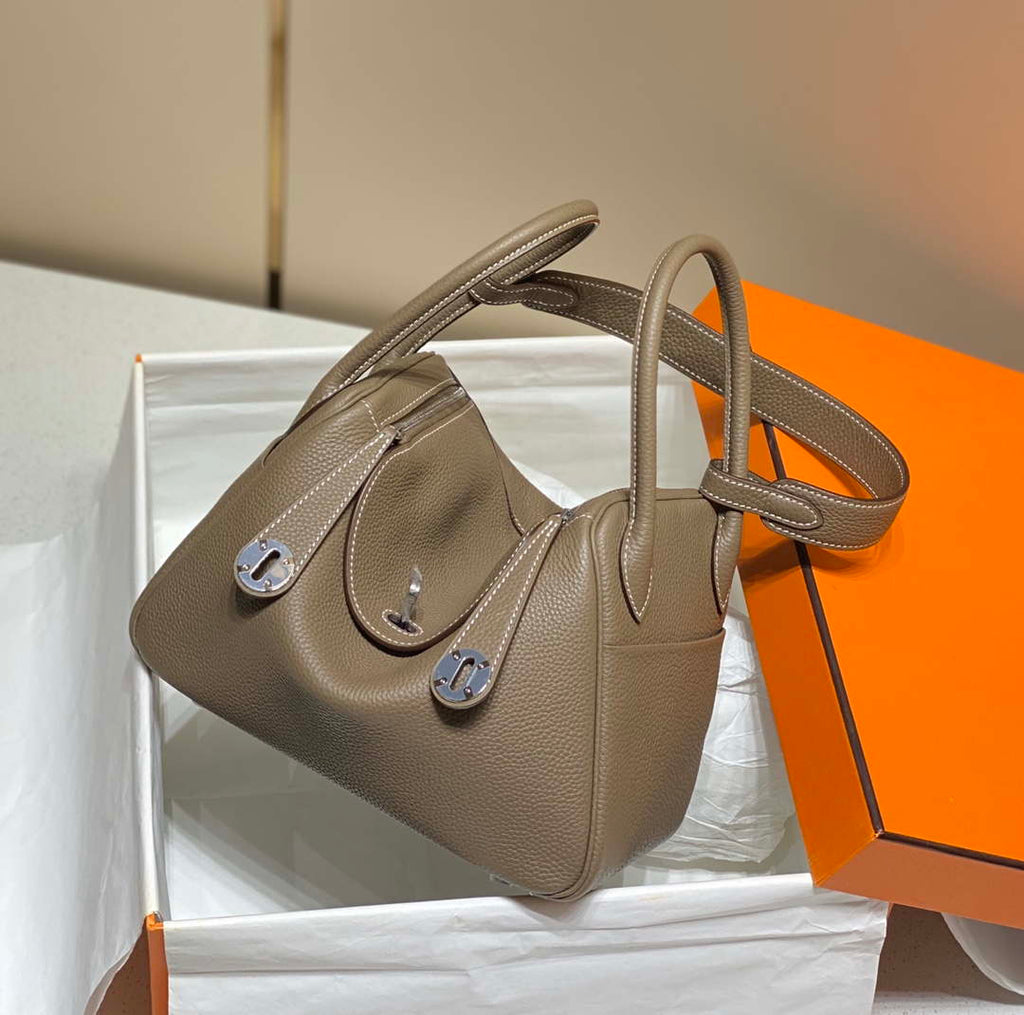 Hermes H073428 Lindy Bag 26 30 H231958