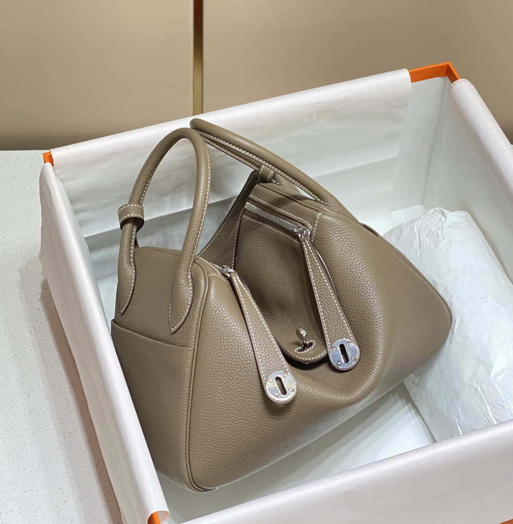 Hermes H073428 Lindy Bag 26 30 H231958