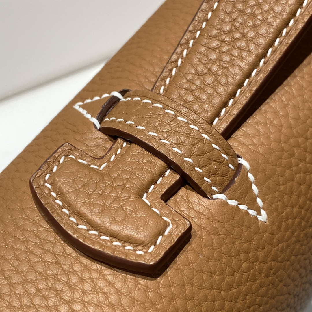 Hermes H074409CBH0 Men Sac a depeches light 1-37 briefcase Golden Brown