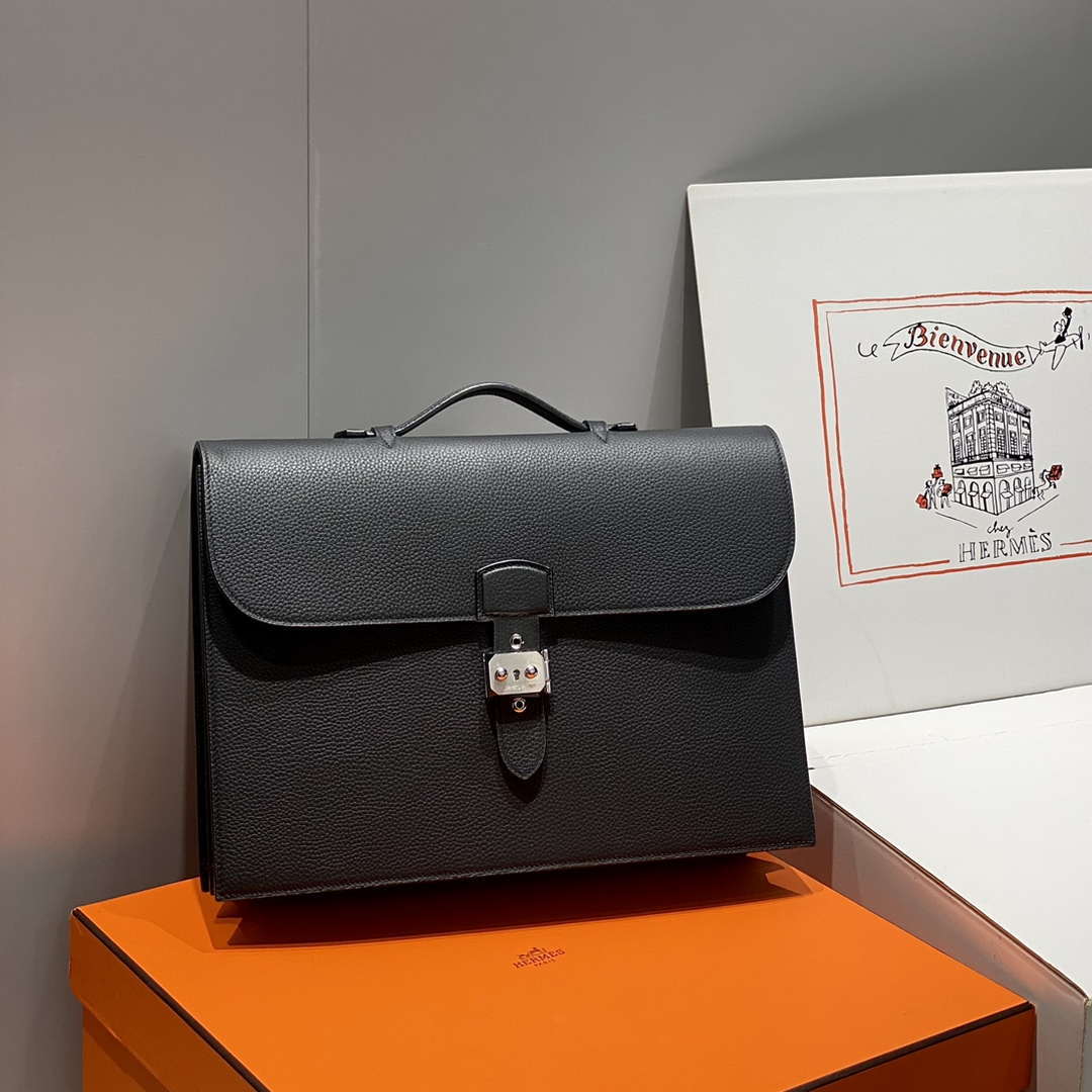 Hermes H074409CBH0 Men Sac a depeches light 1-37 briefcase Black