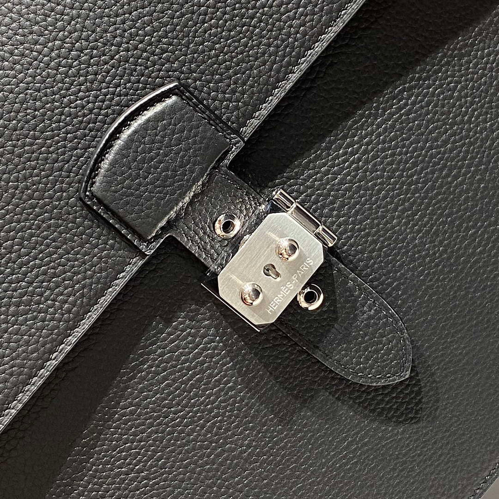 Hermes H074409CBH0 Men Sac a depeches light 1-37 briefcase Black