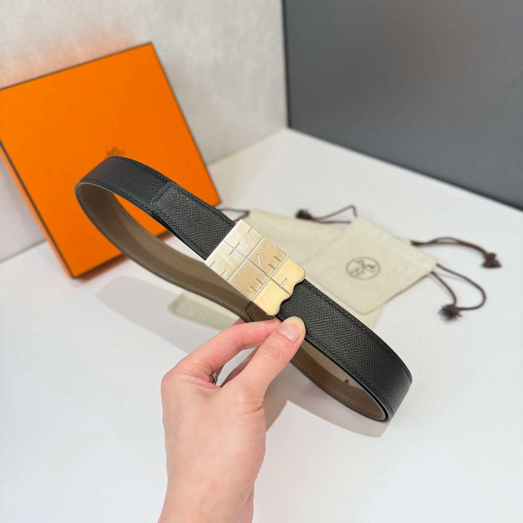 Hermes H074562CK05 H belt buckle & Reversible leather strap 32 mm H88059