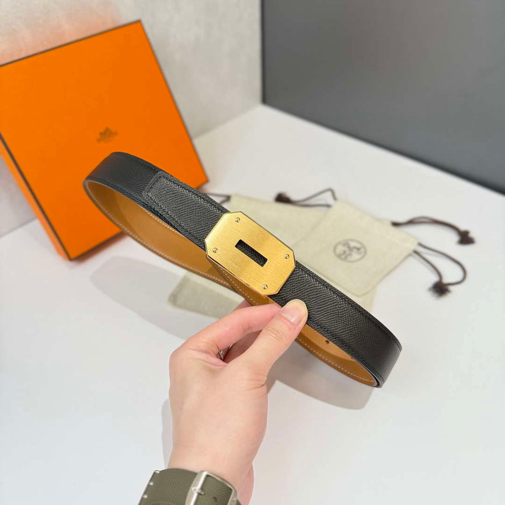 Hermes H074562CK05 H belt buckle & Reversible leather strap 32 mm H88062