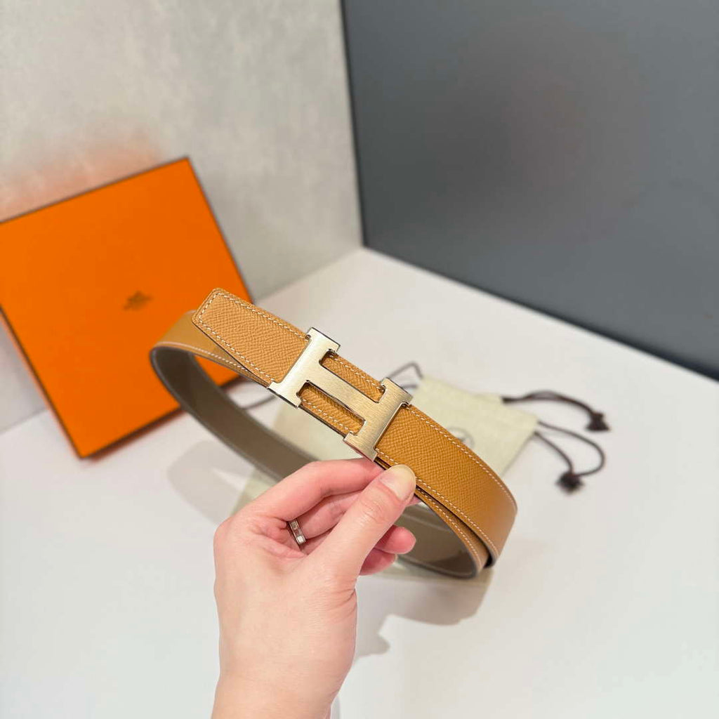 Hermes H074562CP2K H belt buckle & Reversible leather strap H88073