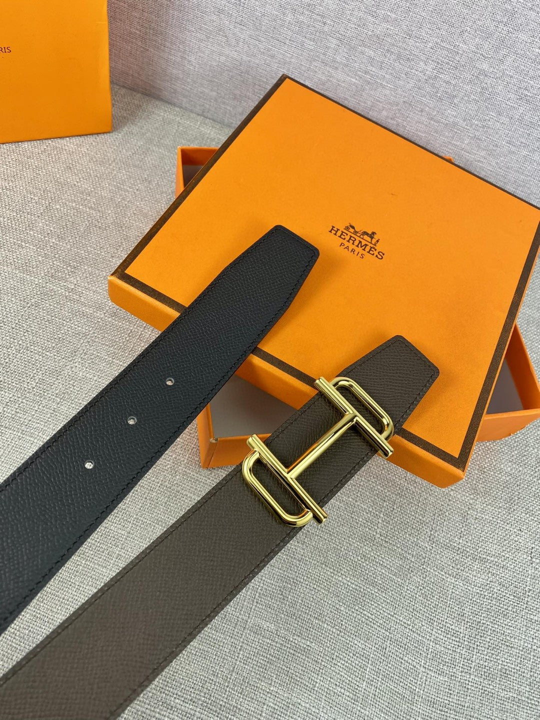 Hermes H074562CUZ3 Constance belt buckle & Reversible leather strap 38 mm H990018 - '--Please Select-- - View 1