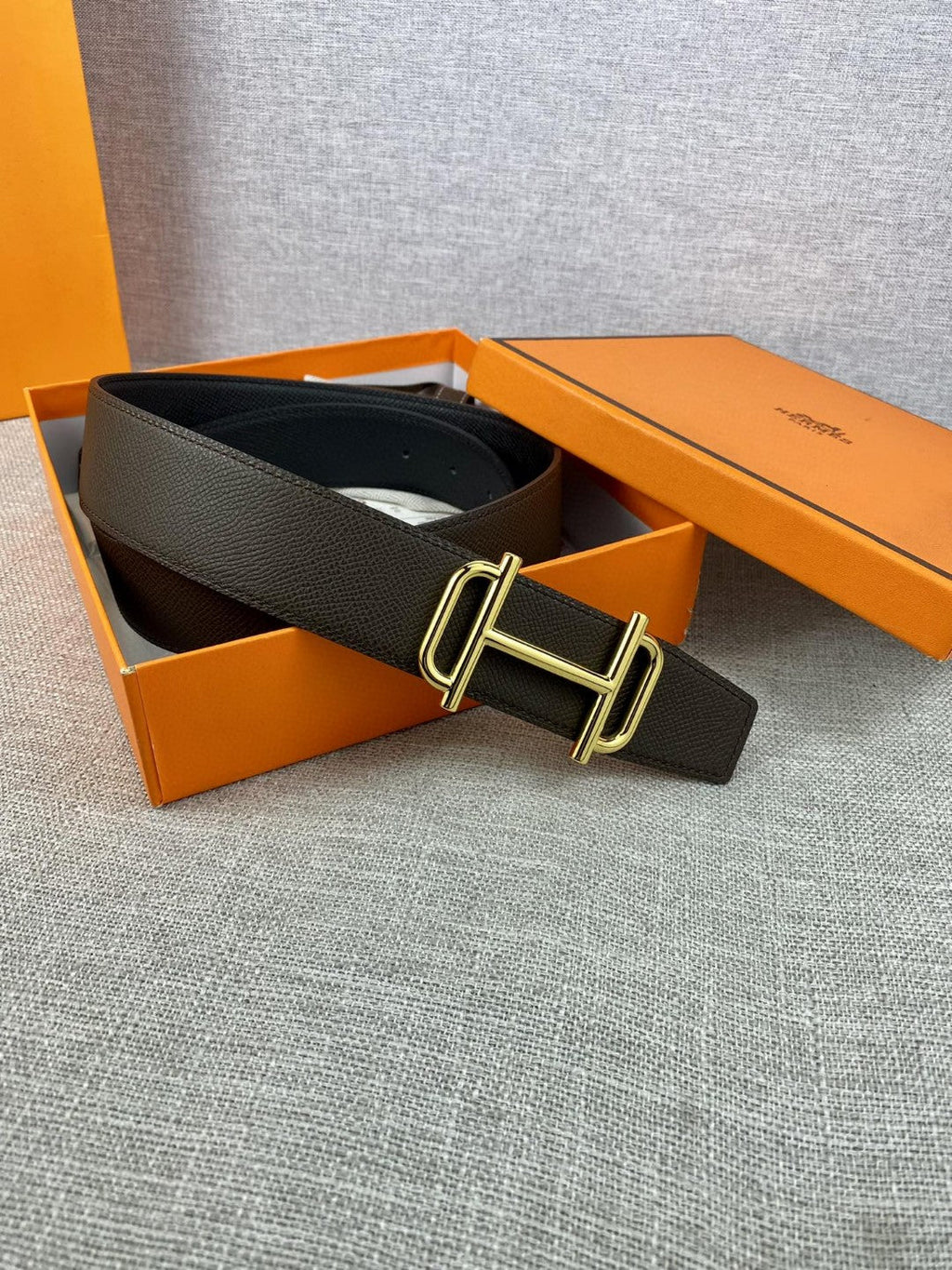 Hermes H074562CUZ3 Constance belt buckle & Reversible leather strap 38 mm H990018