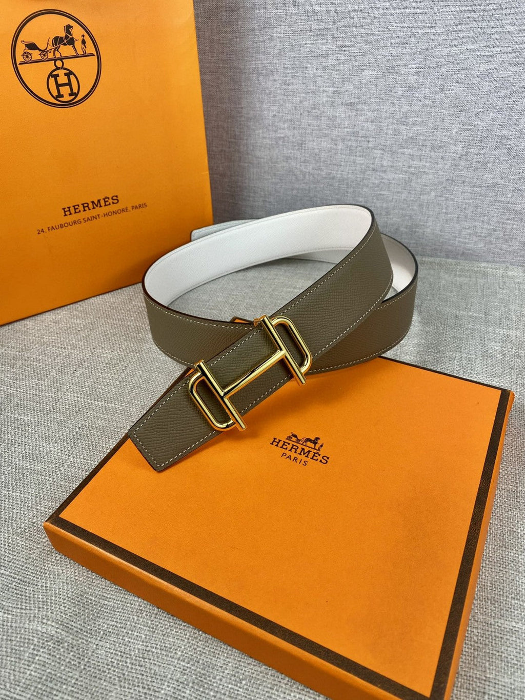Hermes H074562CUZ3 Constance belt buckle & Reversible leather strap 38 mm H990020
