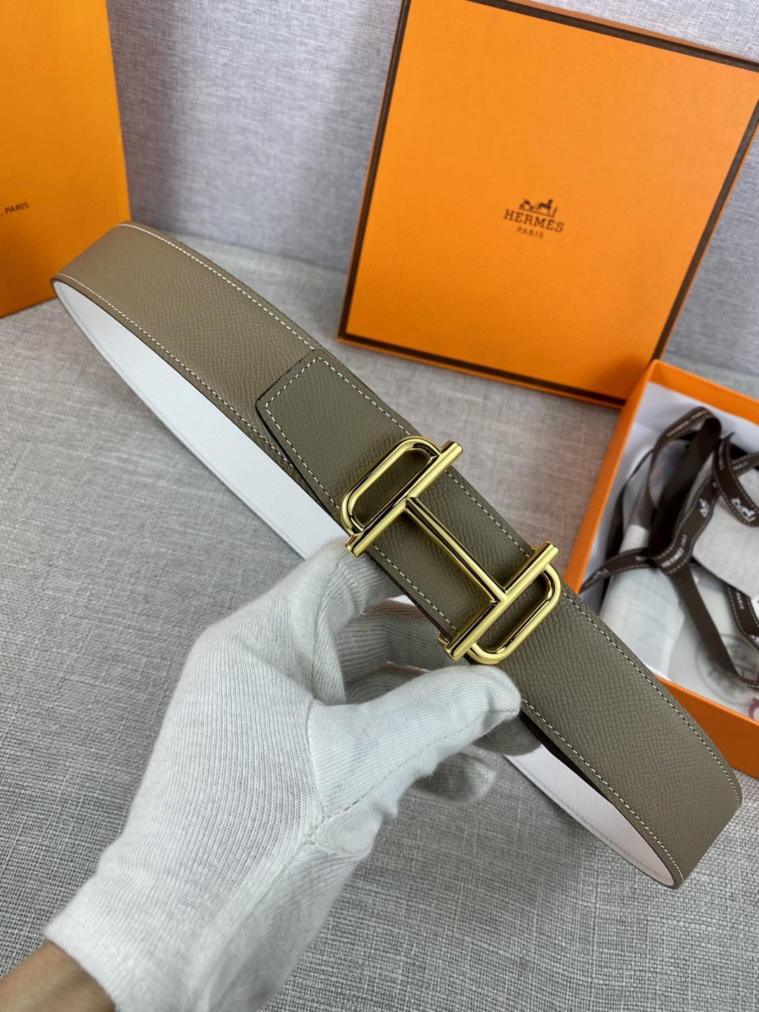 Hermes H074562CUZ3 Constance belt buckle & Reversible leather strap 38 mm H990020
