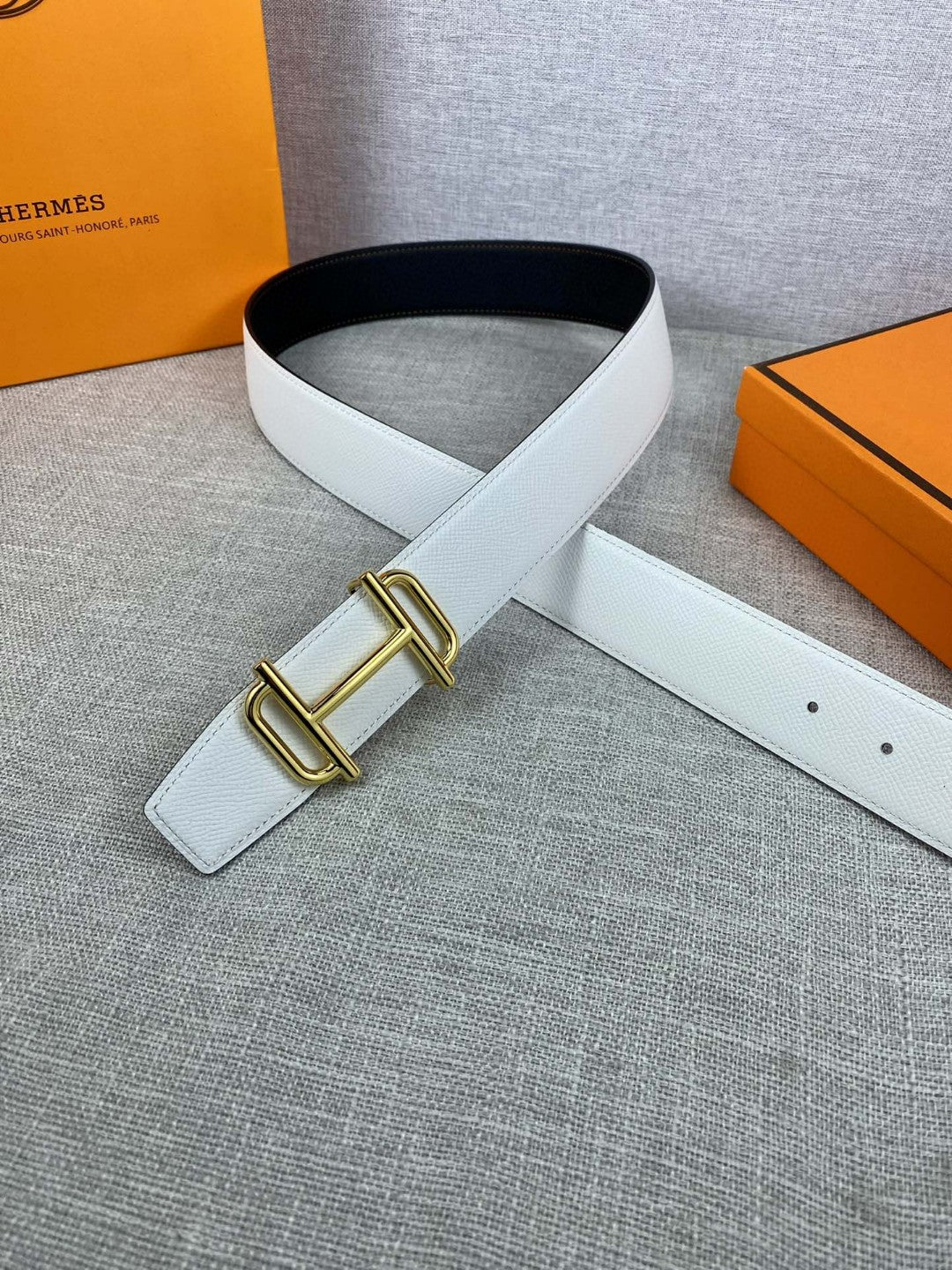Hermes H074562CUZ3 Constance belt buckle & Reversible leather strap 38 mm H990023 - Gold / '--Please Select-- - View 1