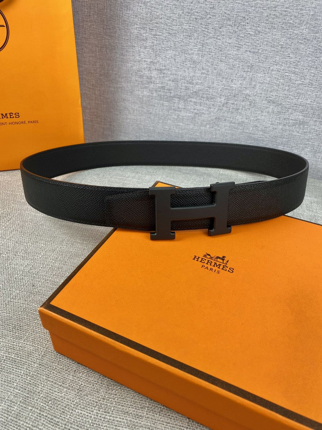 Hermes H074562CUZ3 Constance belt buckle & Reversible leather strap 38 mm H990048 - '--Please Select-- - View 1